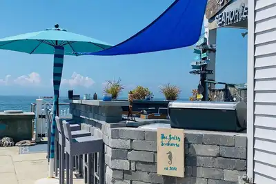 Image de Propriété en front de mer à quelques pas de Long Island Sound!