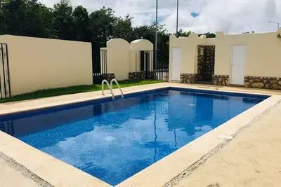 Image de Excellent appartement à 10 minutes de la plage avec piscine et Internet