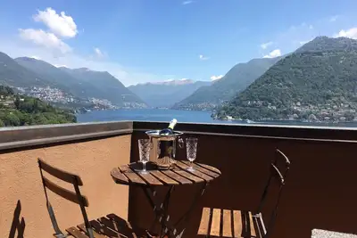 Image de Vue magnifique sur le lac de Côme