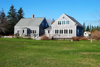 Image de Escapade paisible sur une île isolée du Maine