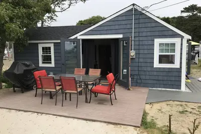 Image de Emplacement! ! ! Juste 100 mètres de la plage! ! ! Une vraie promenade au chalet de la plage