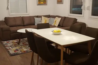Image de Appartement dans une maison de montagne dans un style moderne et confortable, jardin et terrasse