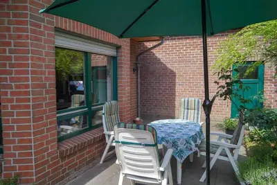 Image de Appartement avec terrasse dans un quartier résidentiel calme pour jusqu'à 6 personnes