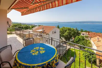 Image de Appartement de vacances pour 6 personnes env. 75 qmà Dramalj, Baie de Kvarner (Crikvenica et environs)