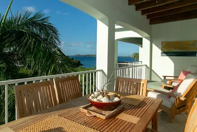 Image de Penthouse / Palm Terrace Luxury 3br Aucun Dommage Et PRÊT Maintenant! -Passer À La Plage / Ville