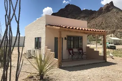 Image de En ville, à quelques minutes de l'entrée ouest du parc national de Big Bend