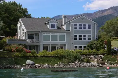 Image de Retraite 5bd Wapato Point Waterfront