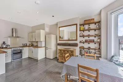 Image de Buddha's Paradise - Appartement moderne et lumineux, bien desservi par les transports