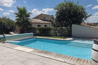 Villa moderne avec piscine privée 9 pers