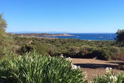 Image de villa situation rare vue sur sardaigne et plage de tradiccetu 10 -12 personnes