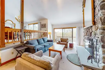 Image de Mittersill alpine lodge w / vue infinie sur les montagnes et la forêt!