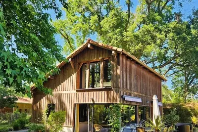 Image de Villa rustique au cœur de la forêt Landaise