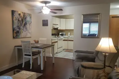 Image de Bâtiment sécurisé de 1 chambre à coucher à Bangor dans le Maine