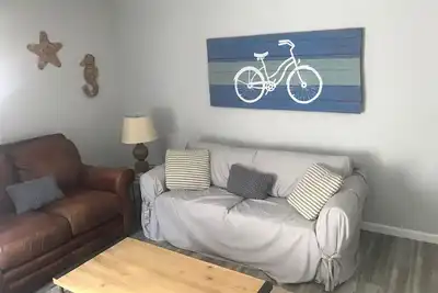 Image de Nouvellement mis à jour 2 lit / 1 salle de bain appartement de plage