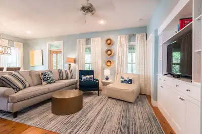 Image de 5 Minutes À Pied De La Plage Et 2 Maisons De La Piscine