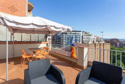 Image de Orange Duplex avec terrasse ensoleillée à Barcelone