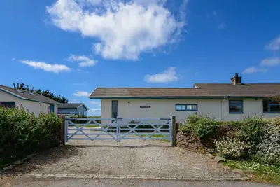 Image de Atlantic Breezes, élégante maison de plage moderne à la baie de Porthcothan