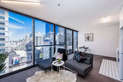 Image de Style de vie exécutif dans le Cbd - # Shop # Food # Travel