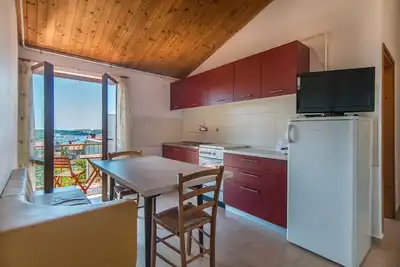 Image de Appartement avec Balcon et Vue sur la Mer Ivan A4