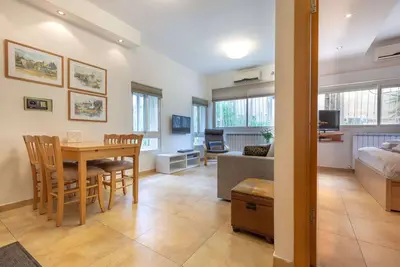 Confortable une chambre Apt dans un endroit prestigieux