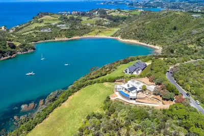 Image de Nikau Estate | Soit mon invité