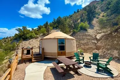 Image de Yurt Overlook # 1 à l'East Zion Resort (Suite King)
