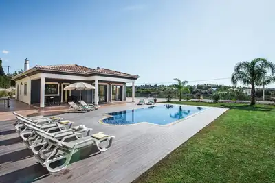 Image de Monte dos Avós - Spacious villa located in a quiet place with private pool