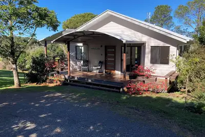 Image de Évadez-vous à la campagne au Flame Tree Chalet