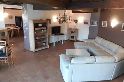 Image de gite 14 pers avec piscine