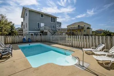 Image de Paysages marins | 200 m de la plage | Chiens bienvenus, piscine privée, bain à remous