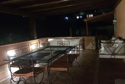 Image de Bel appartement avec grande terrasse à 100 mètres du centre du village