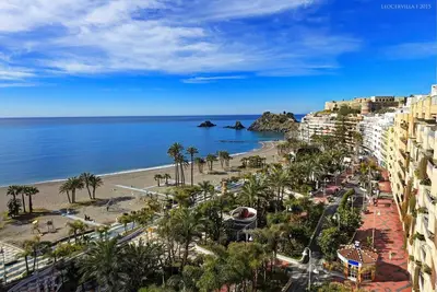 Image de Appartement rénové et entièrement équipé très proche de la plage et du centre de Paseo