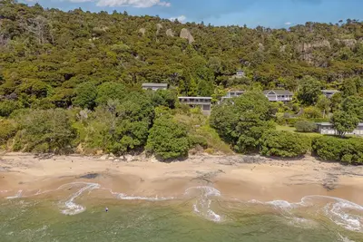 Image de La retraite - Front Beach Bach