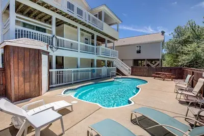 Image de Rêve tropical | 200 m de la plage | Chiens bienvenus, piscine privée, bain à remous