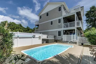 Flâner dans le canard | 1250 m de la plage | Piscine privée, bain à remous | canard