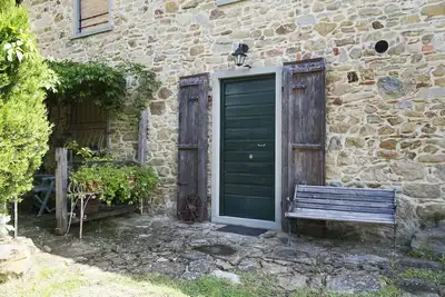 Image de \"La cheminée\" découvrez les particularités toscanes qui se perdent dans les paysages