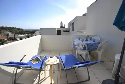 Image de Appartement Climatise La Rade Ensoleillee Cote Terre