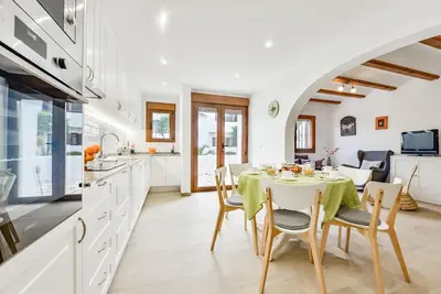 Image de Thomas, Bungalow pour 6 personnes et piscine, wifi