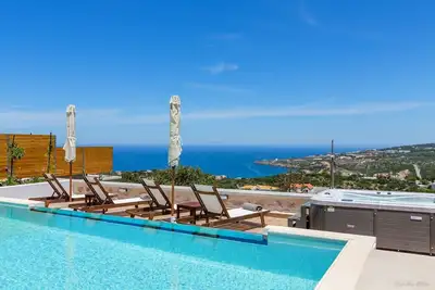 Image de Nouveau Lux Villa ★ Piscine privée à débordement ★ Jacuzzi ★ SeaView ★ Légumes gratuits