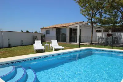 Image de Private pool, air conditioning, free WiFi, mosquito net - Casa Sotavento -
