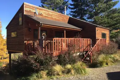 Image de Hanmer Tree House - emplacement unique sur lisière de la forêt