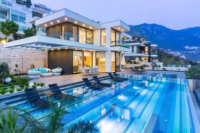 Beach House - Villa de 4 chambres avec vue imprenable et piscine à débordement distinctive