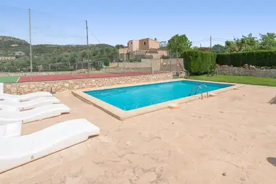 La Cigarra Can Carrasco : Charme Rustique à Son Macià
