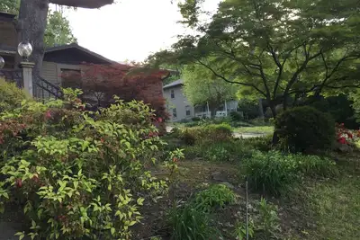 Image de Domaine de Paw Paw Tree au pied du mont Petit Jean et surplombant la rivière Ar