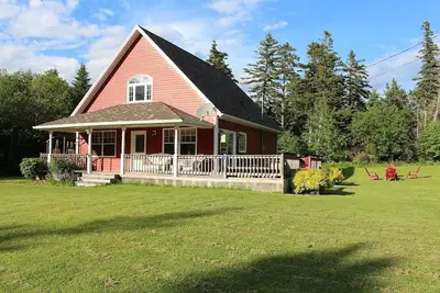 Image de Magnifique chalet privé à quelques minutes de Cavendish