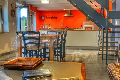 Image de Gîte Beaulieu 500 mètres de la mer avec jardin, terrasse  8 à 10 personnes Wifi