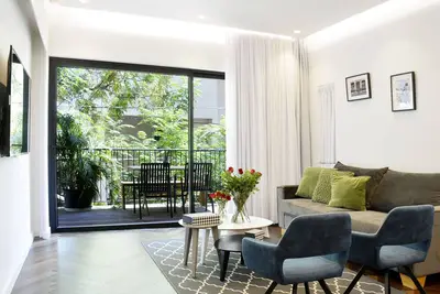 Image de Appartement spacieux à distance de marche de la plage