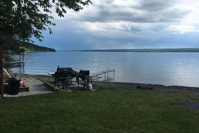 Image de Chalet rustique au bord du lac