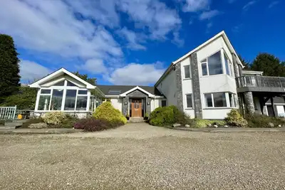 Image de Lackandarra Lodge toute la maison dans une belle campagne au pied des montagnes du Comeragh! ! !