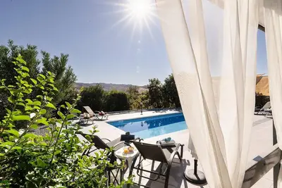 Image de Alexs Villa, Nata - 3 Beds, 2 Baths, Private Pool. Wi-Fi, Bbq's, Refurbished